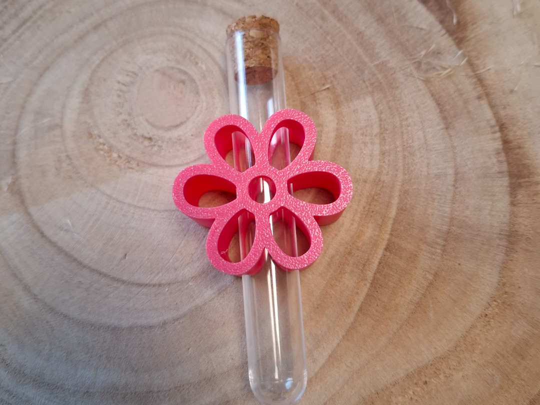 Reagenzglashalter in Blumenform