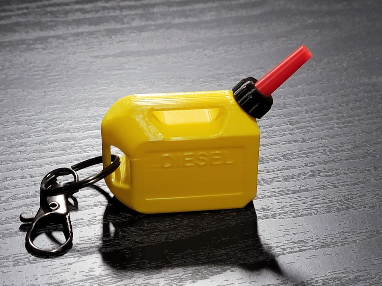 1/10 scale Hollow diesel can keychain