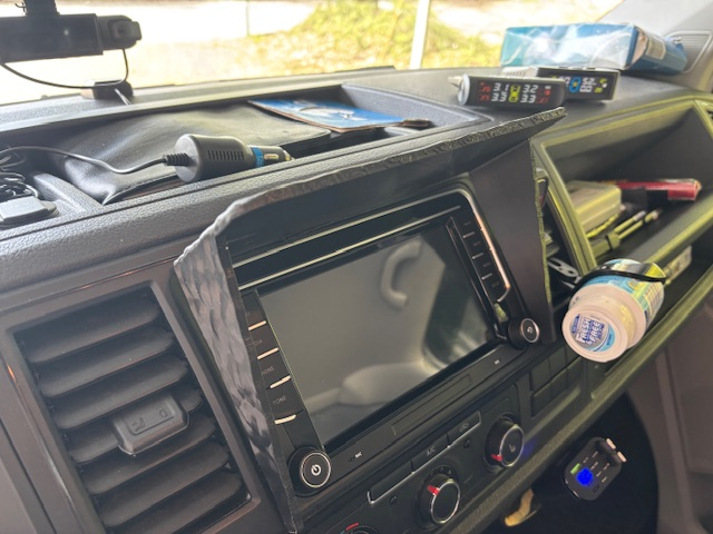 Blende für VW T6 Radio