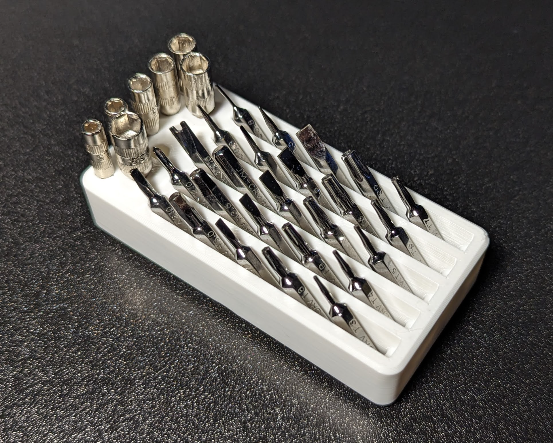 Gridfinity Compact 4mm Bit Holder With Large Bit Storage