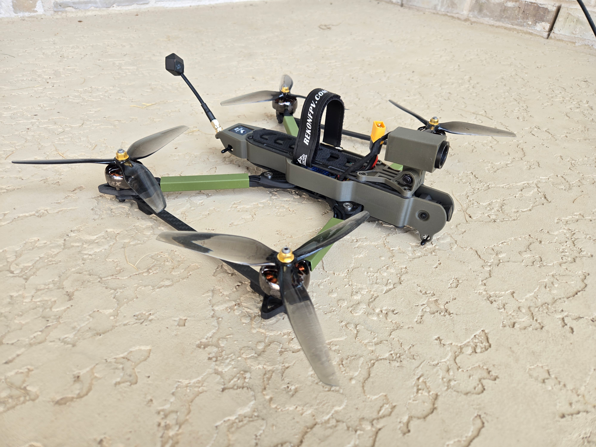 HGLRC Rekon 7 Side plates with camera mount