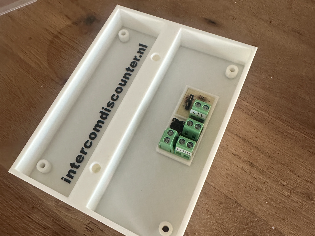 Surface-mount housing for Comelit WiFi Mini 8451V