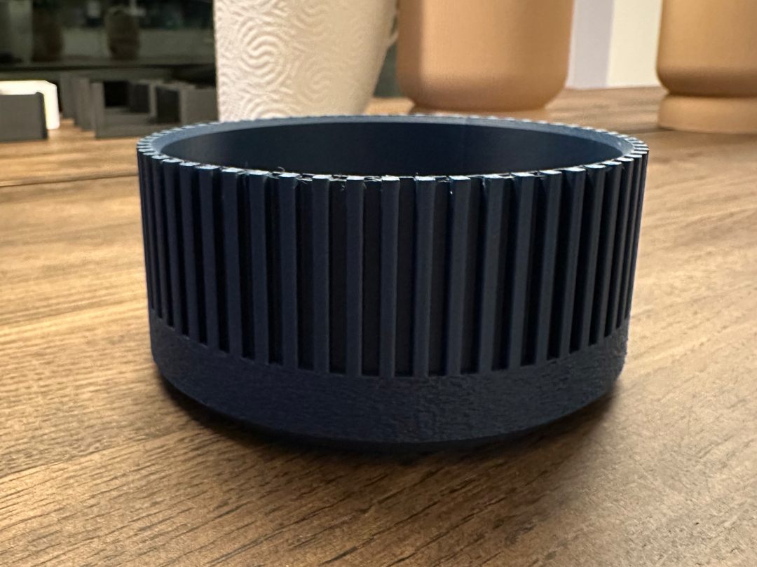 Bowl with fuzzy skin