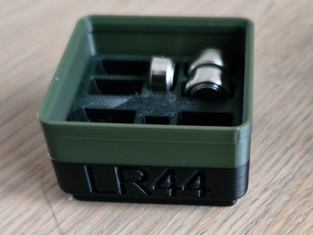 Gridfinity stackable batterystorage (LR44)