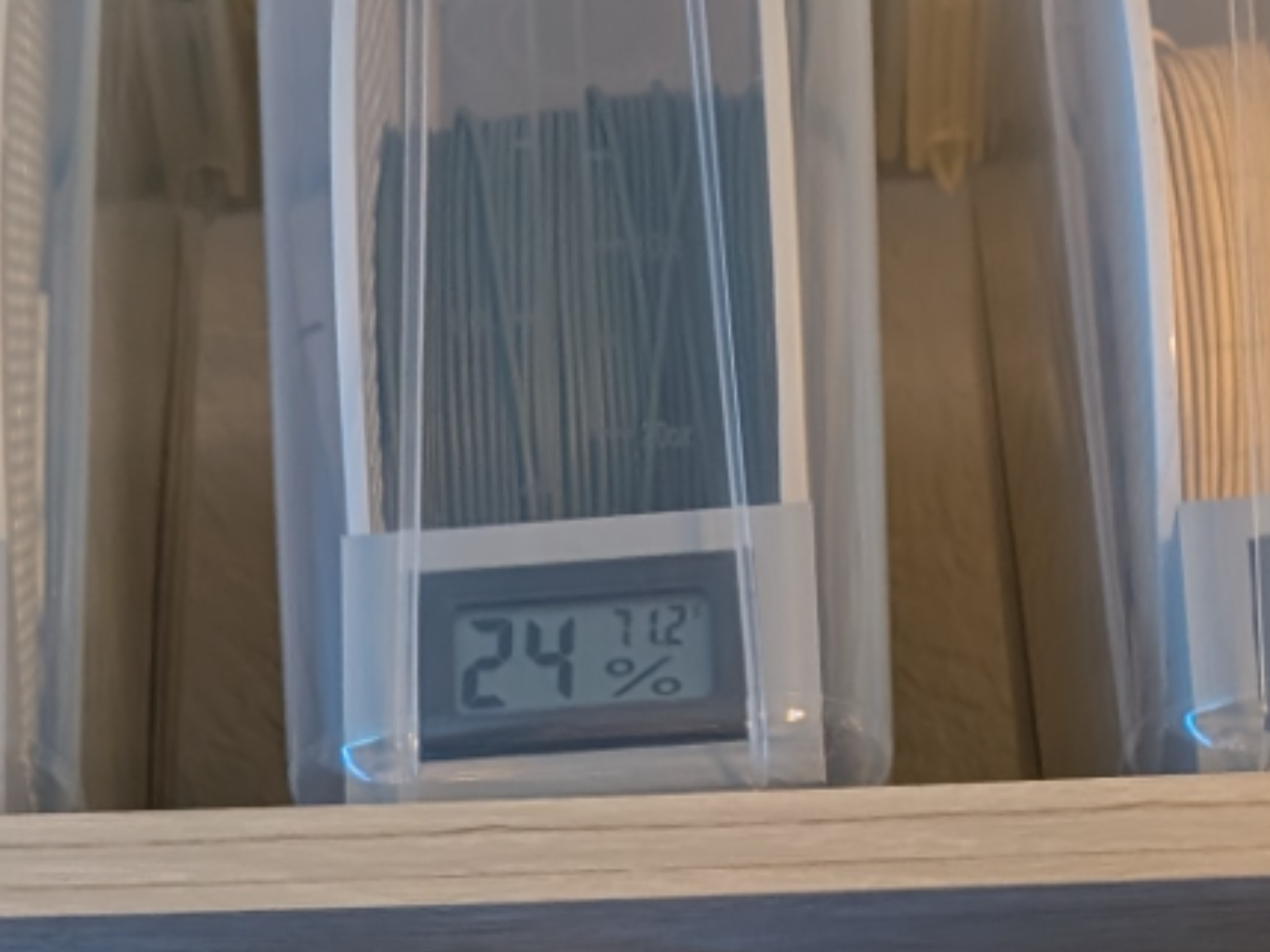 Dry Box Hydrometer Holder