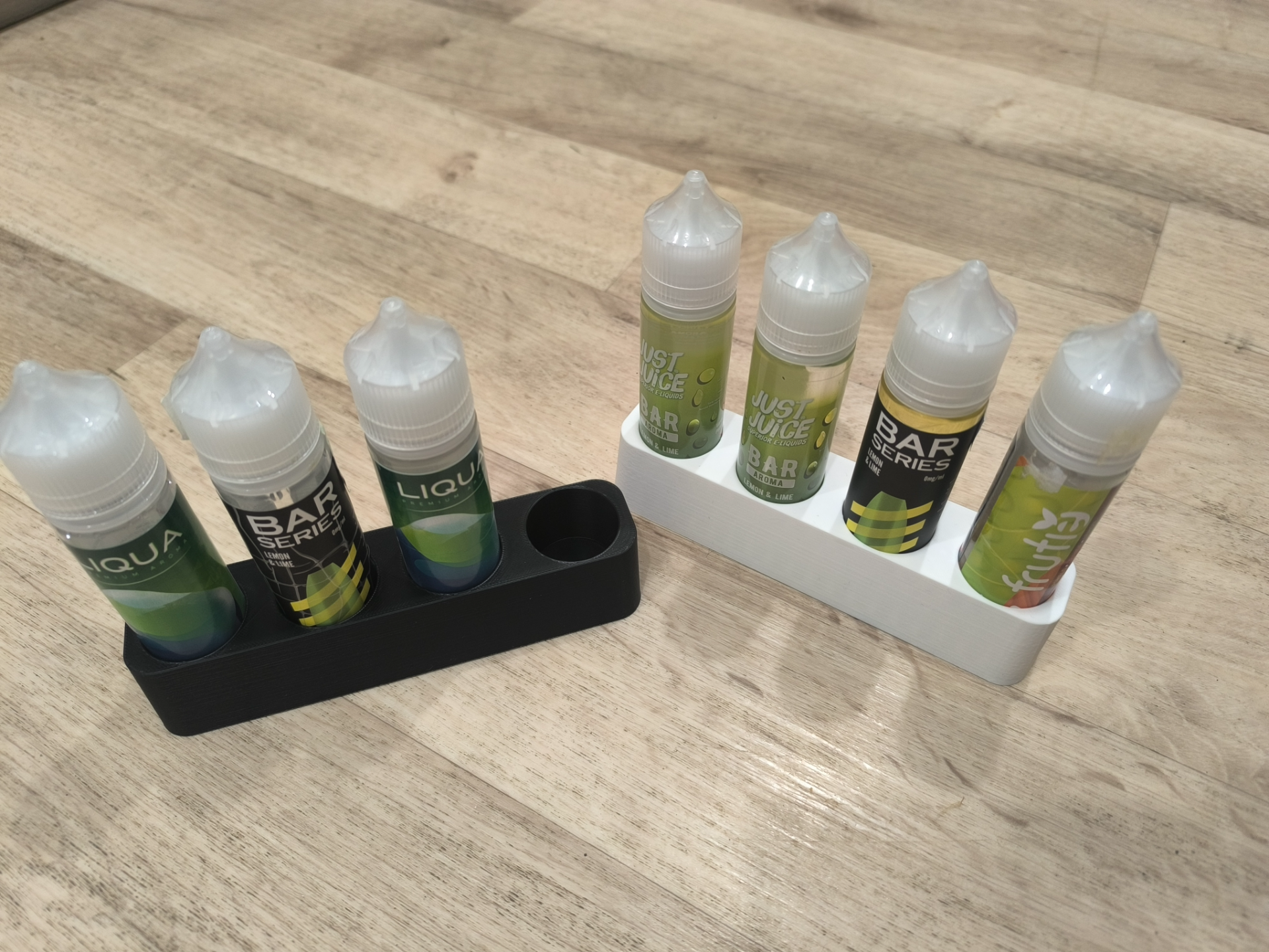 Stojan na lahvicky E-liquid
