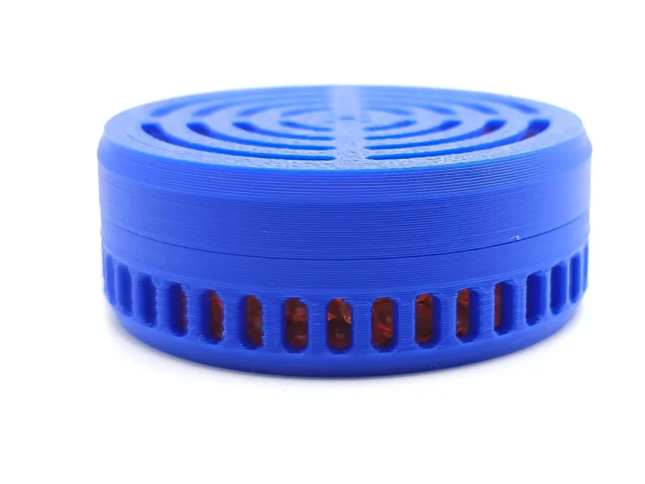 Silicagel container with optimized thread