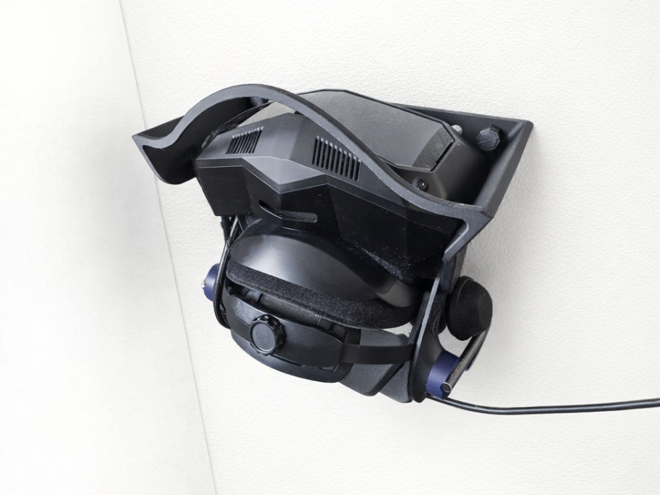 Pimax Crystal Super Wall Mount