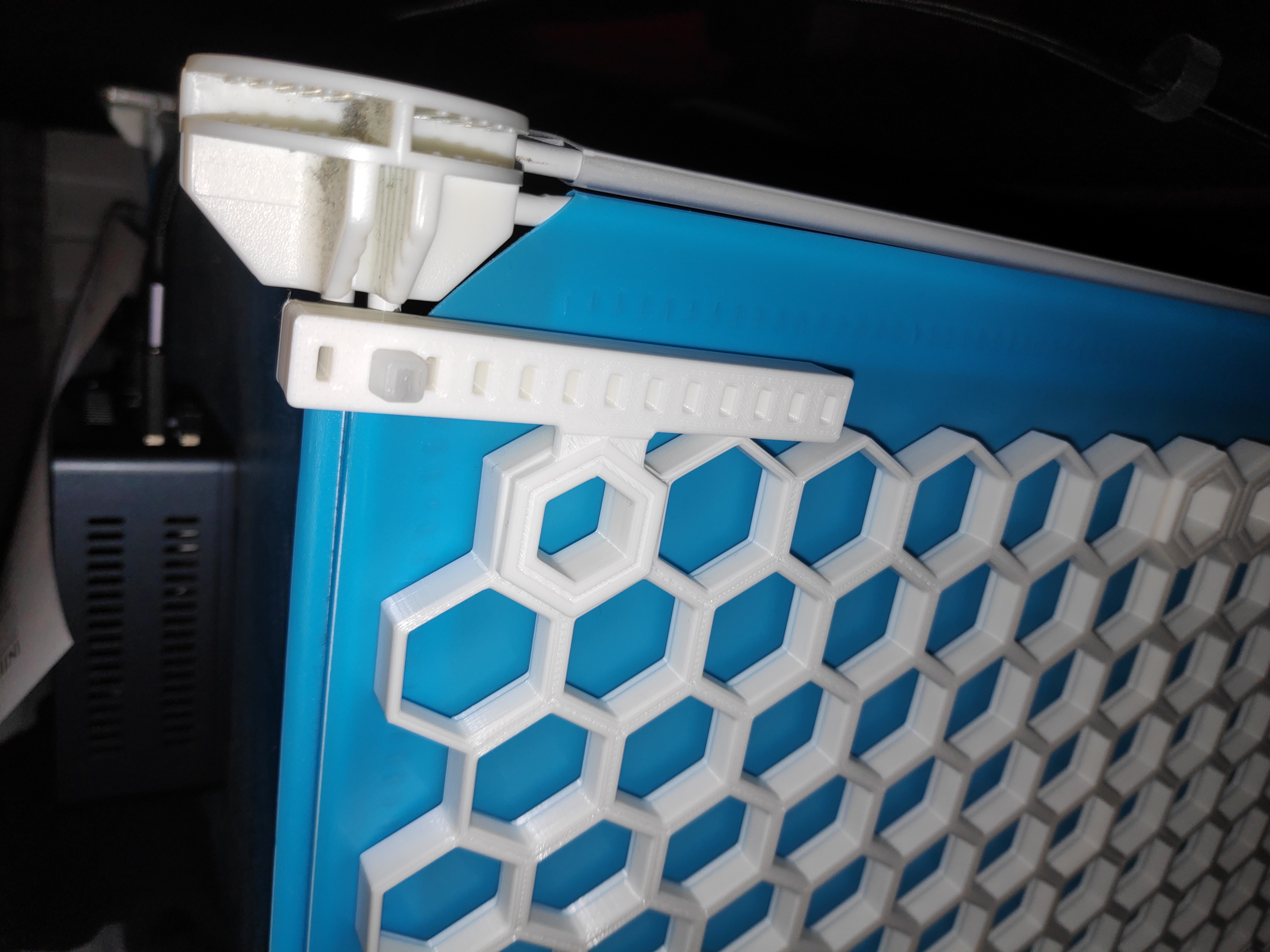 Zip Tie Holder for Honeycomb Wall | HSW