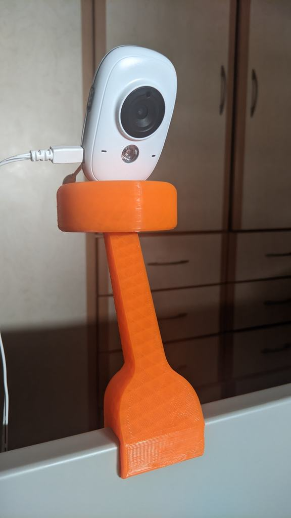Base monitor for bassinet
