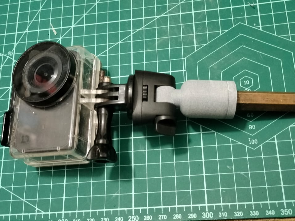 Gopro type conector for hexagonal pole Lineman