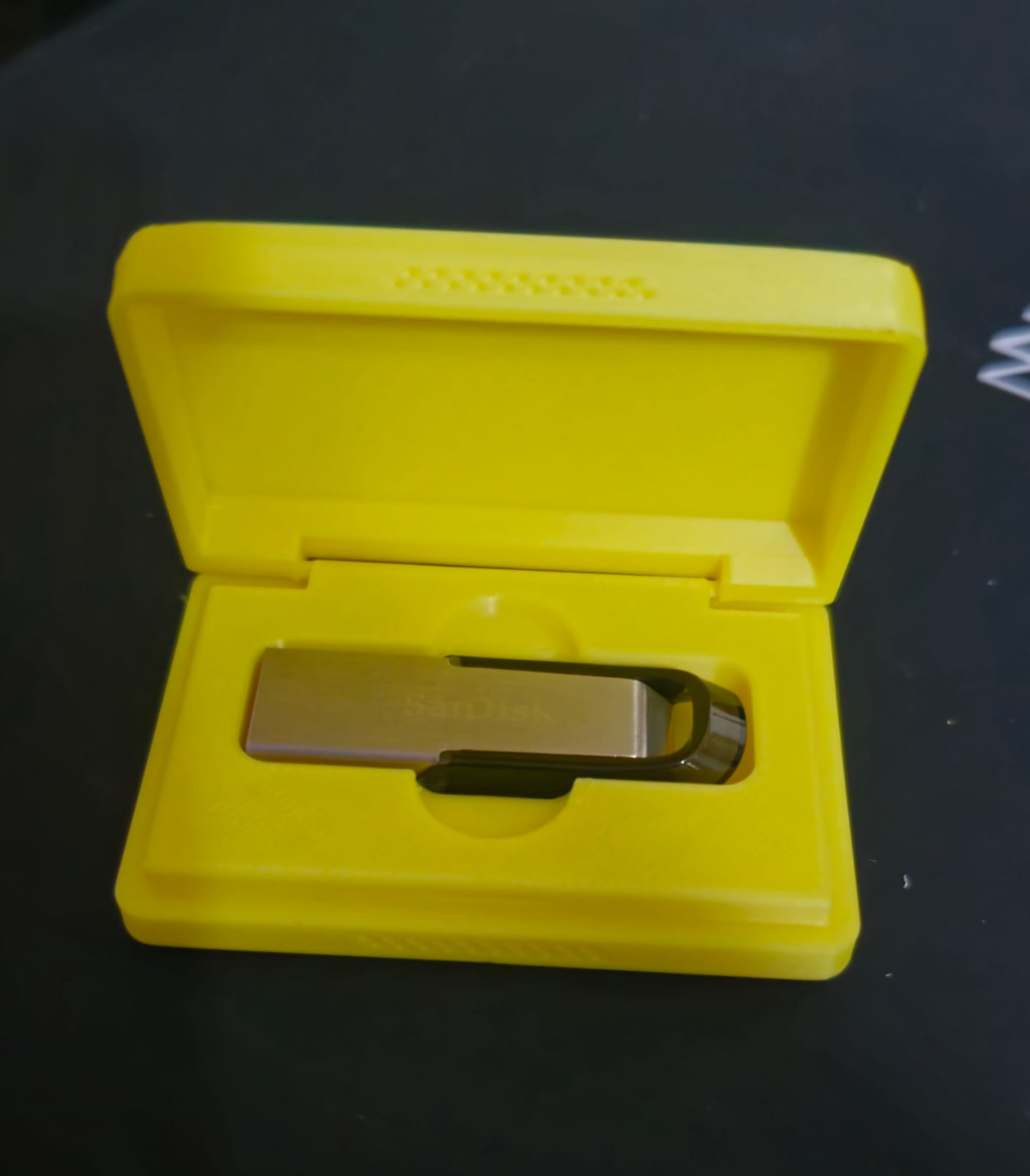 USB flash drive case- no logo