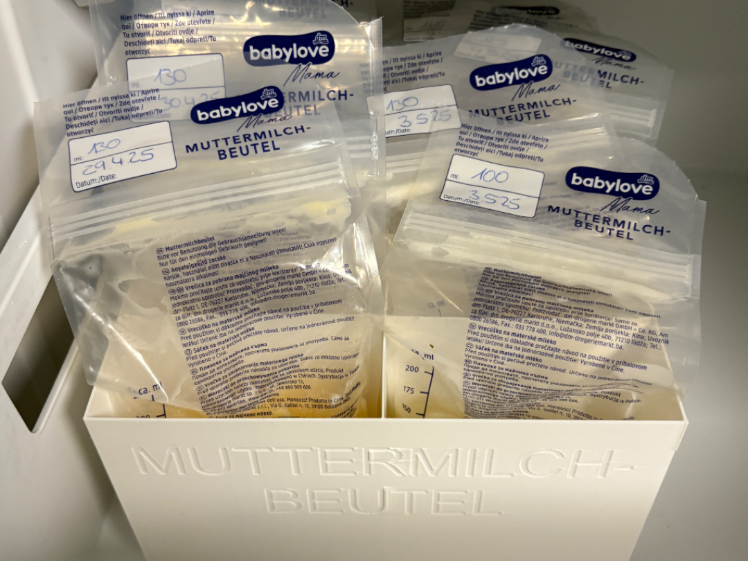 Box für Muttermilchbeutel zum einfrieren