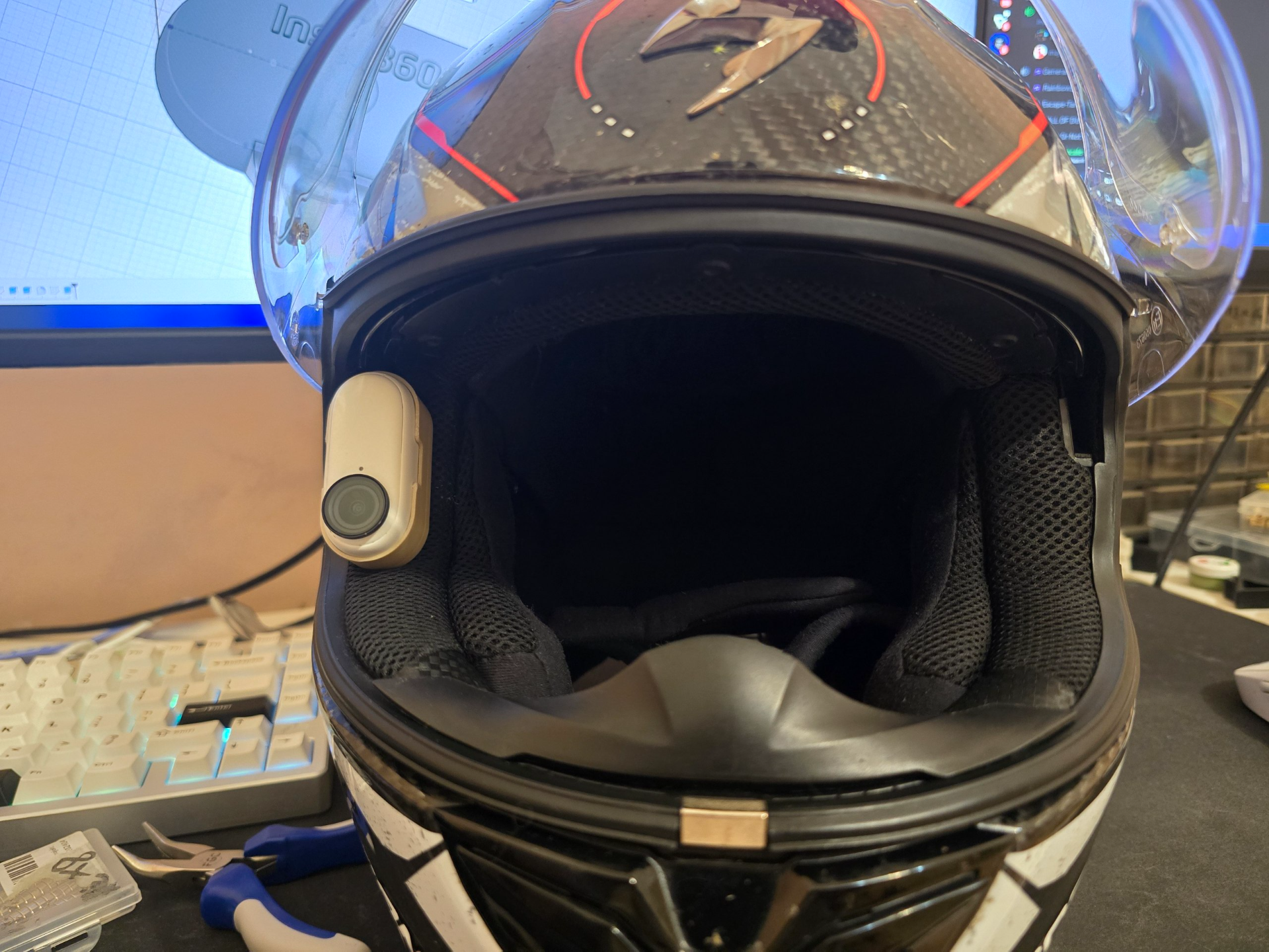 Insta360 GO 2 Magnetic Helmet POV Mount