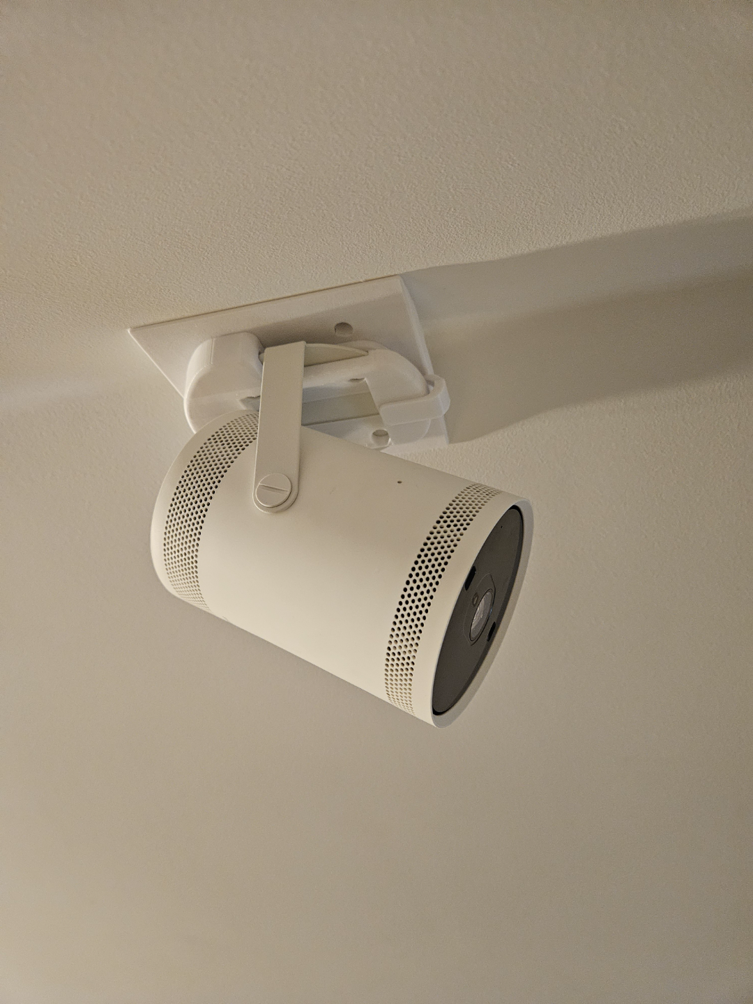 Samsung The Freestyle Wall / Ceiling mount