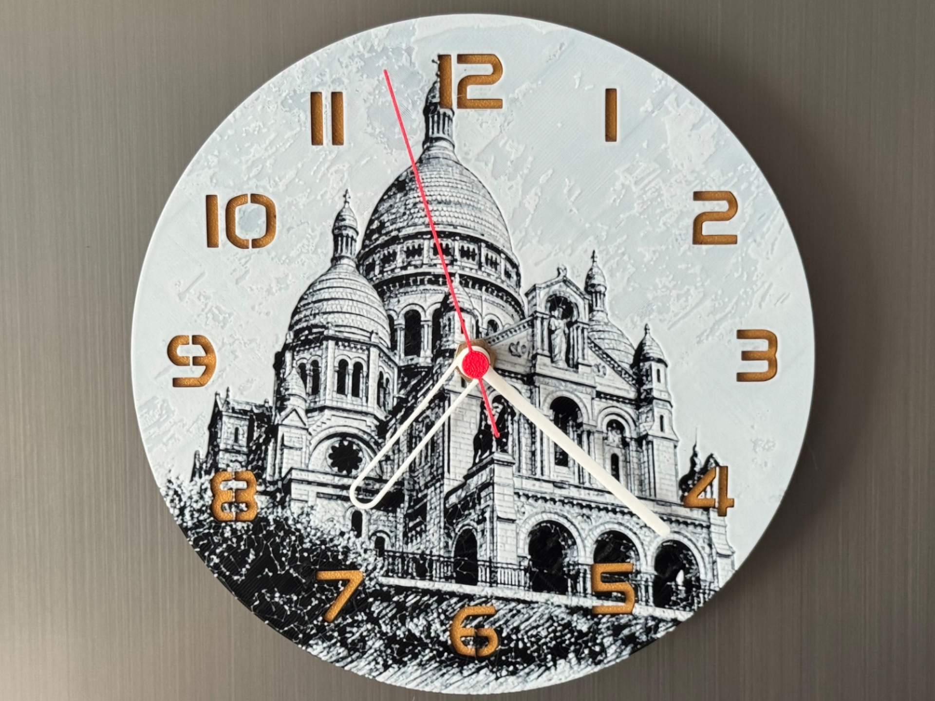 Clock sightseeing Basilika Sacre-coeur