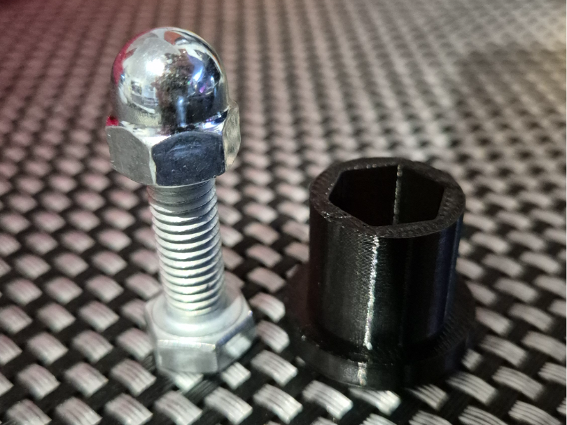 M8 Nut Cover - Protection (TPU)