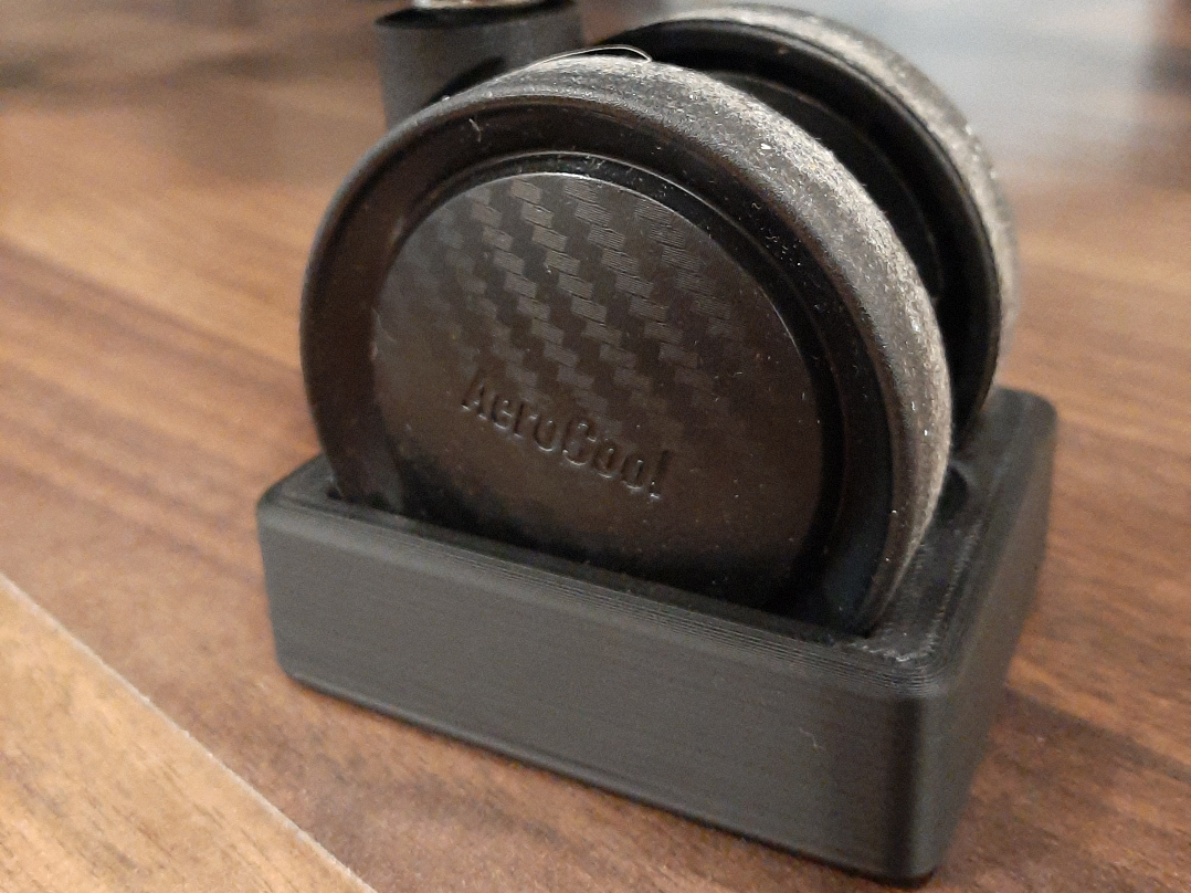 Wheel lock for 65mm castor wheels