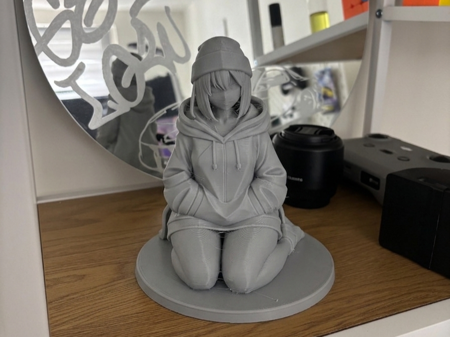 Streetwear Anime Girl | Urban Desk Statue