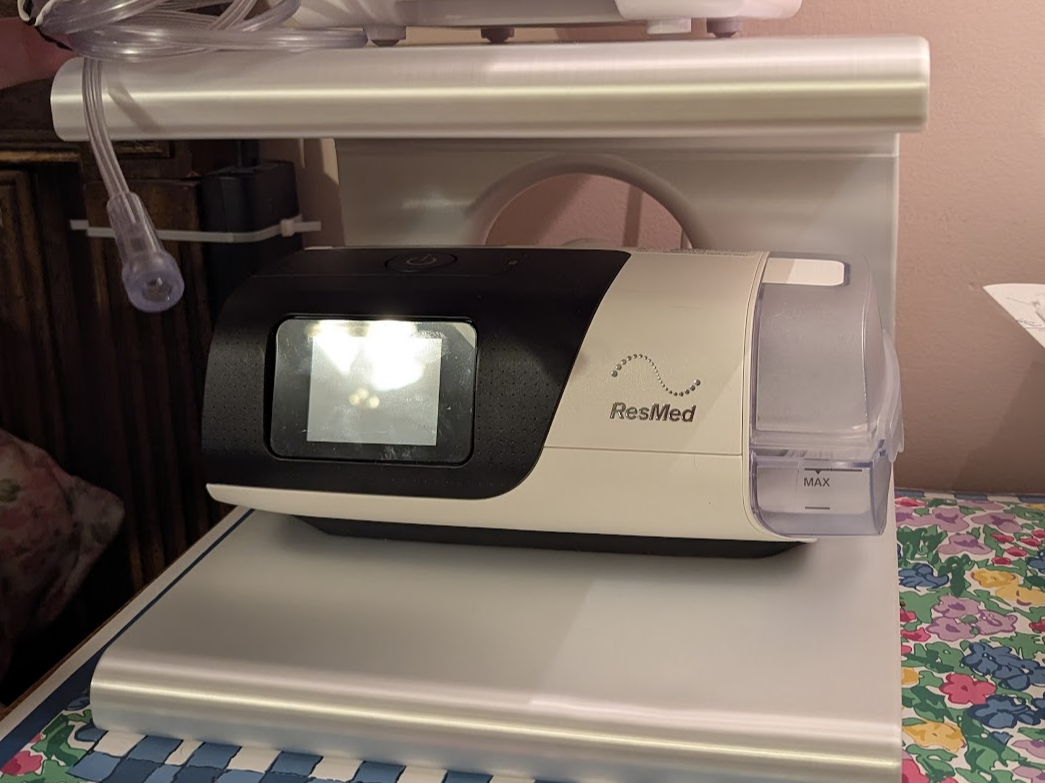 ResMed Airsense 11 CPAP Stand - READ DESCRIPTION