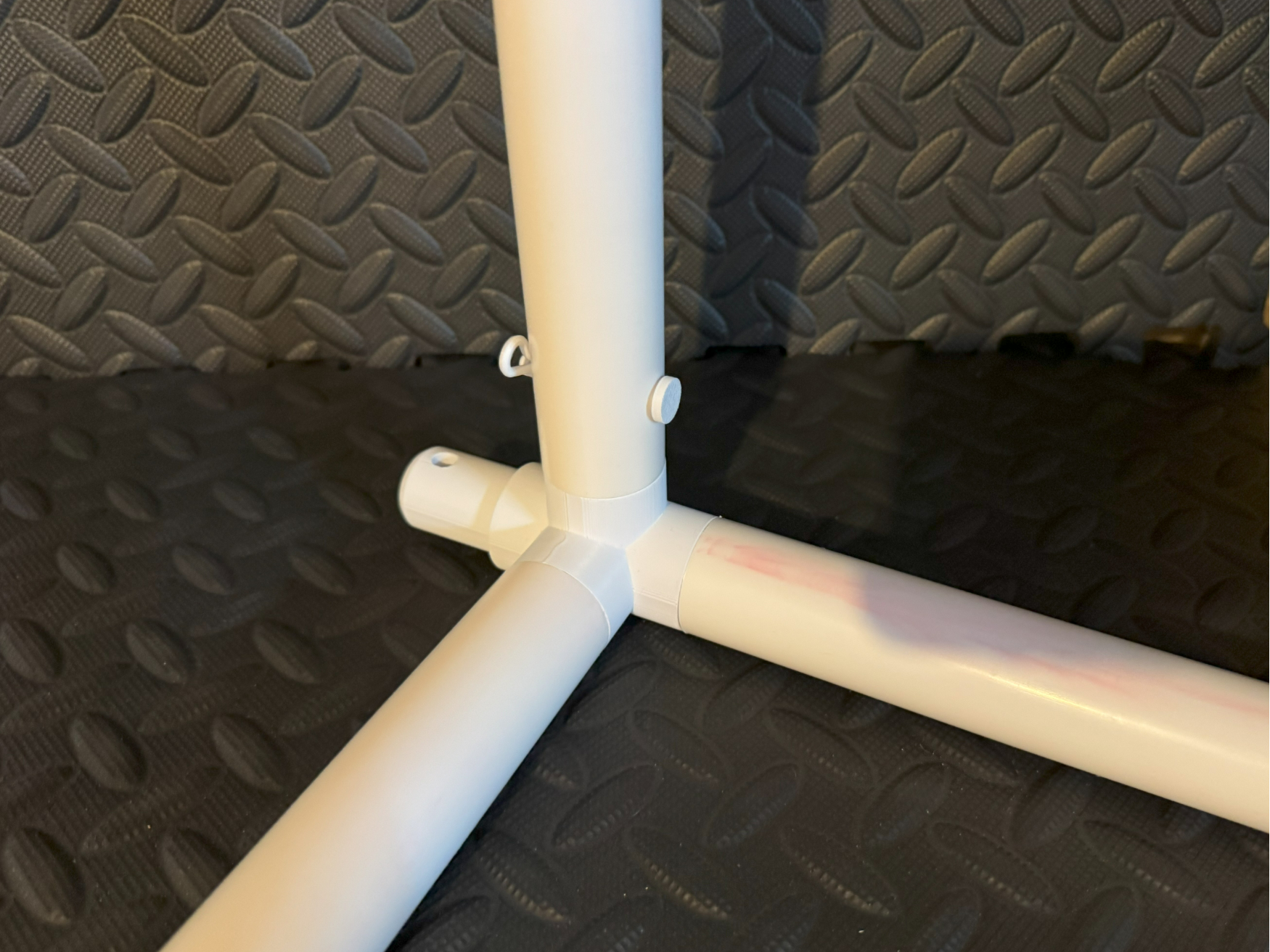 Seamless 1 inch PVC Connectors