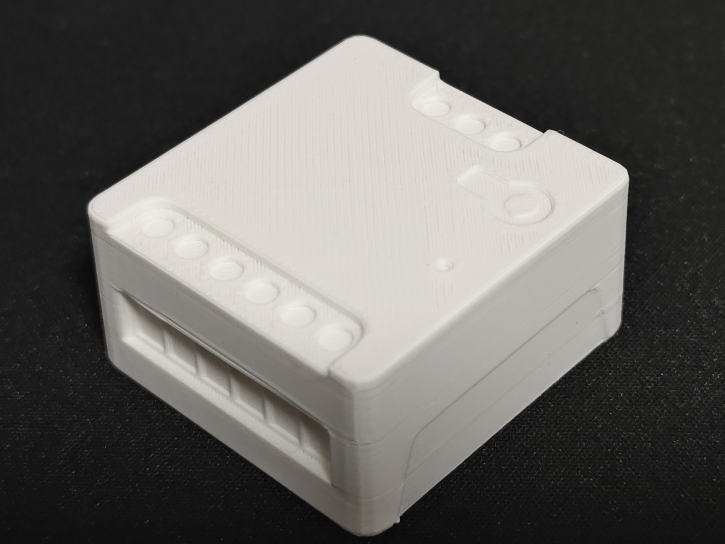SONOFF MINI-D Full-Scale 1:1 Reference Model