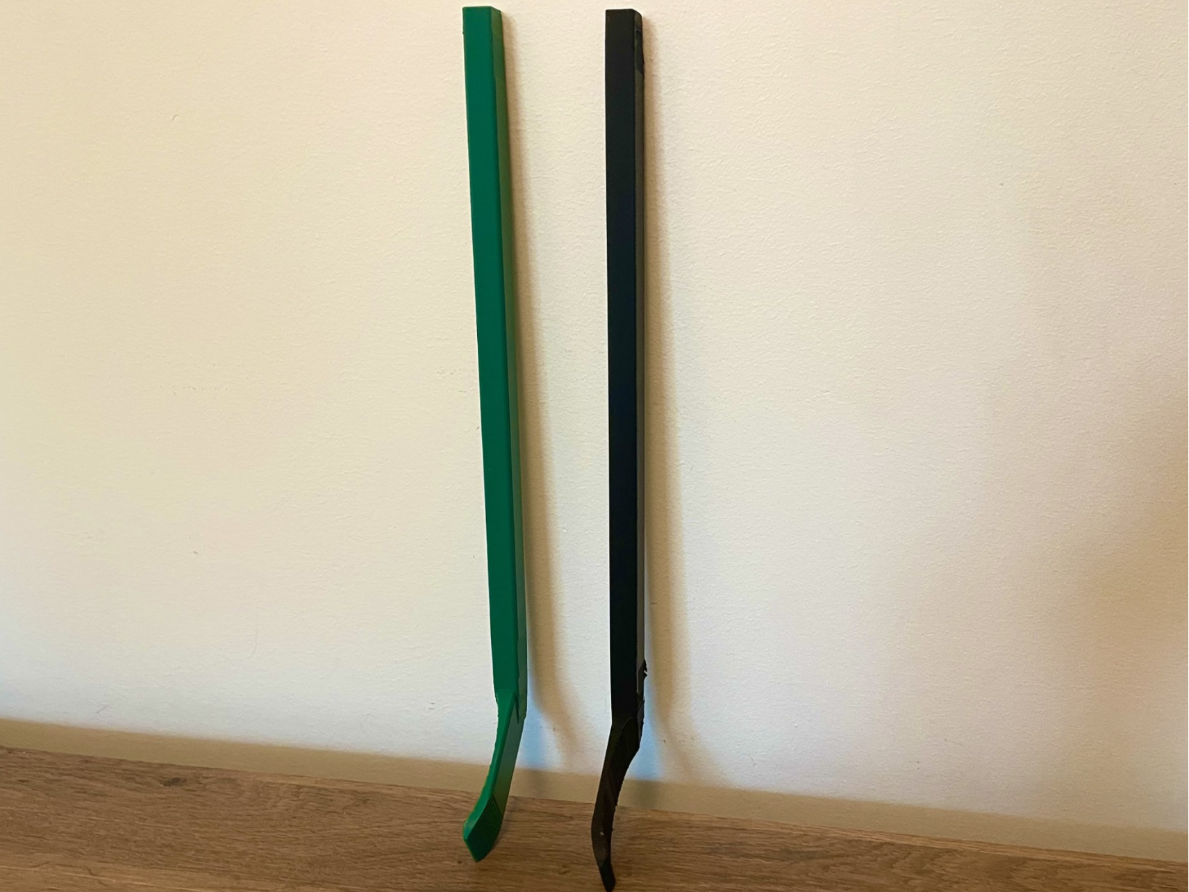 Ultimate Curved Mini Stick
