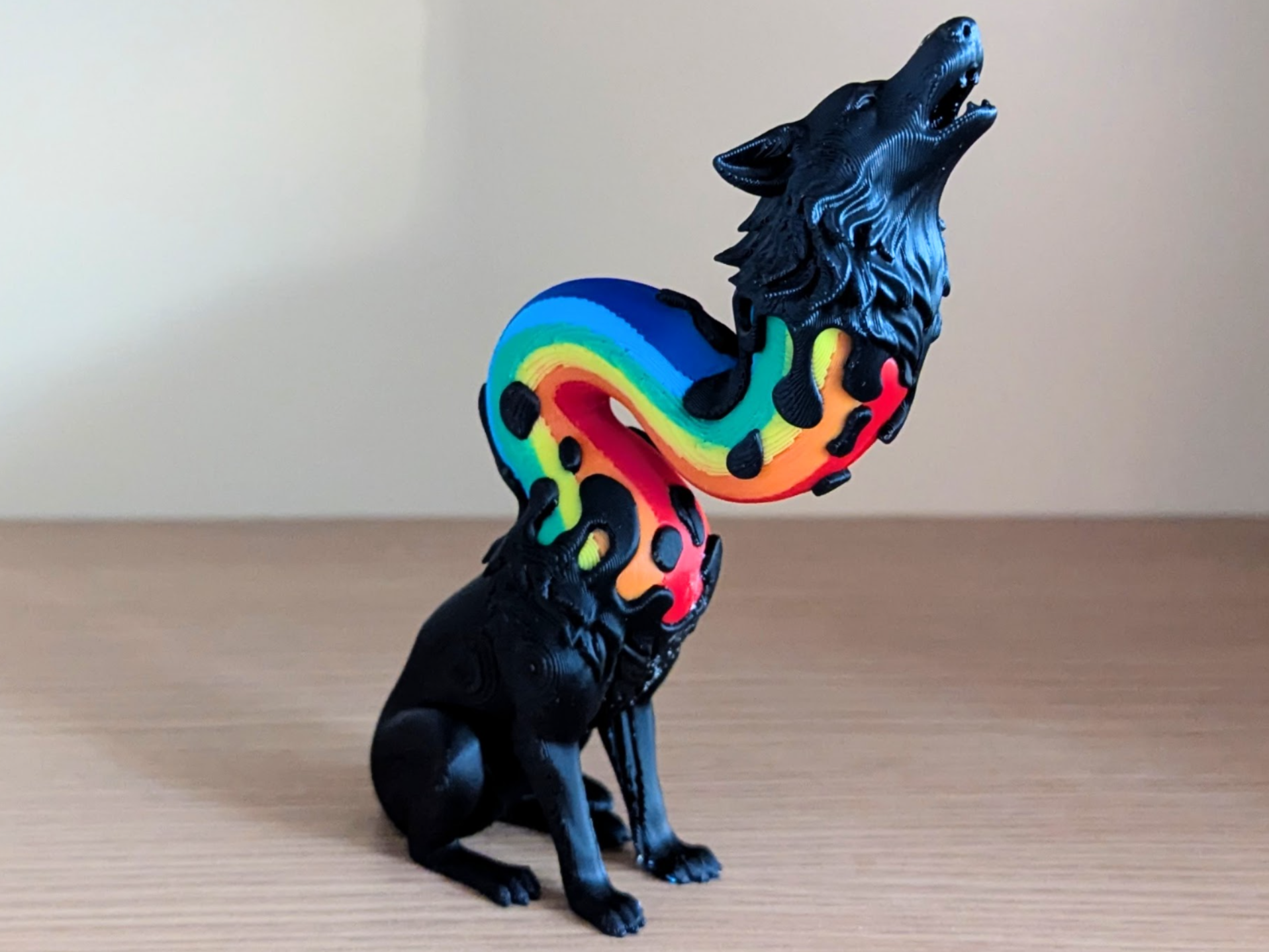 Howling ink wolf