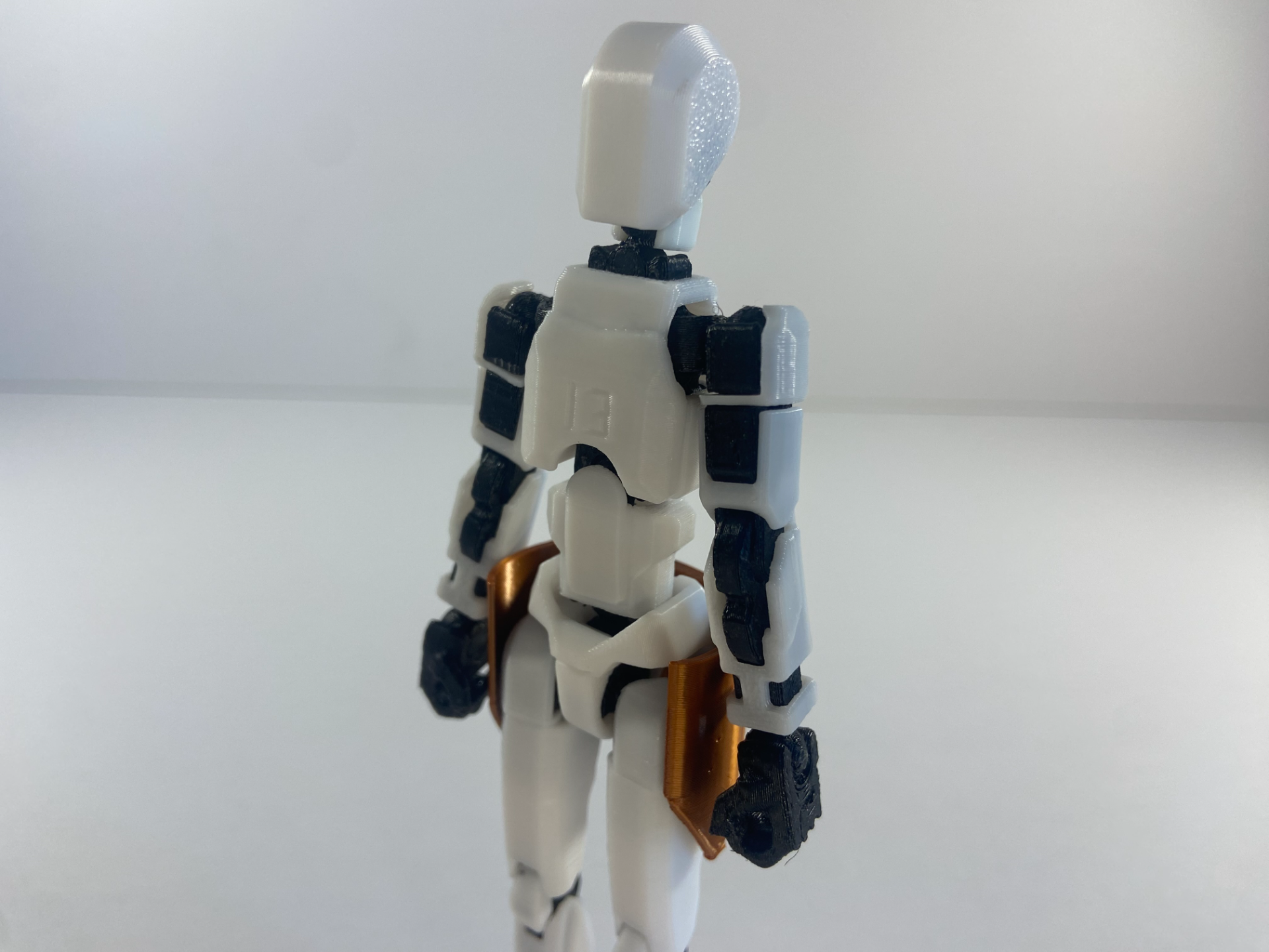 Dummy 13 Waist Robe