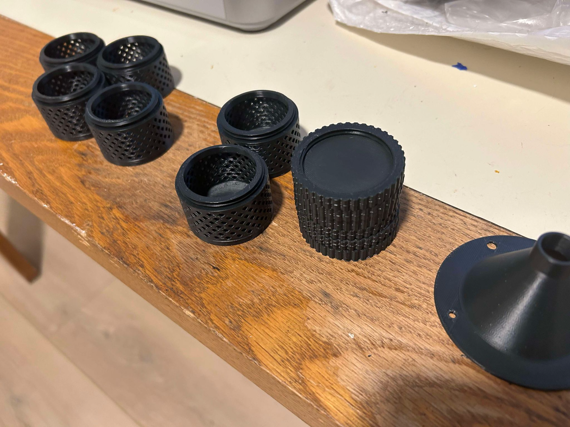 Desiccant Holder - Screw Top Lid