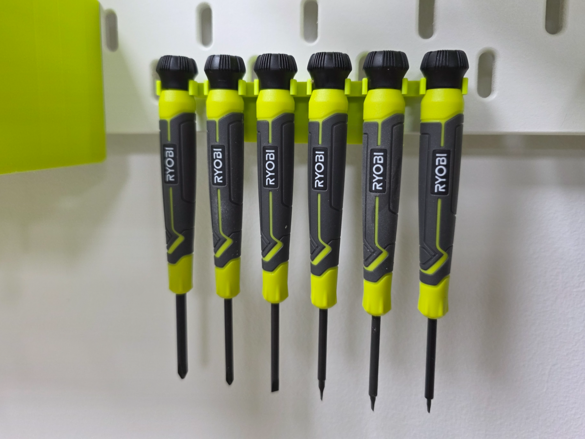 Ryobi precision screwdriver mount for Ikea Skadis