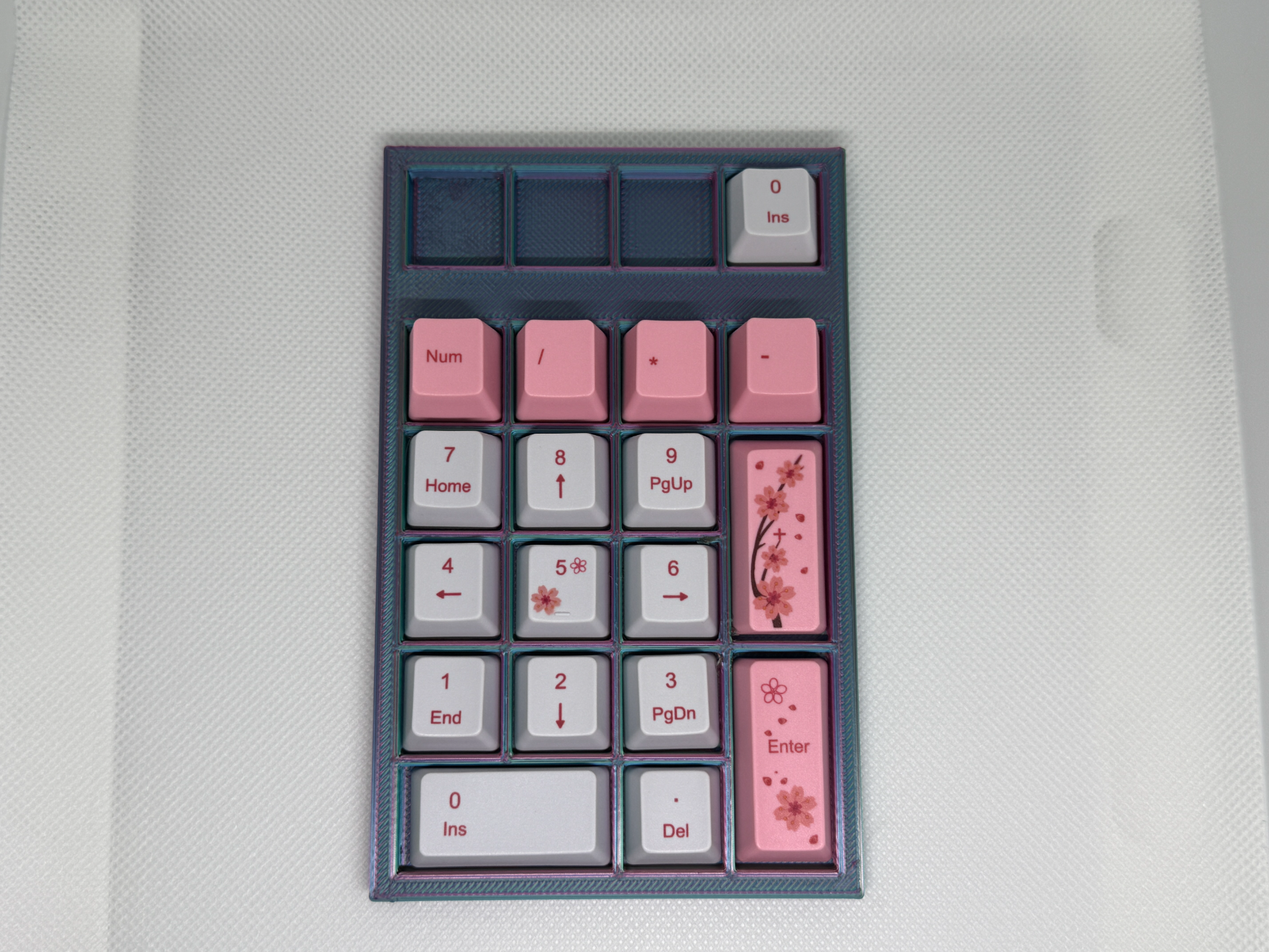 Stackable Numpad Keycap Storage