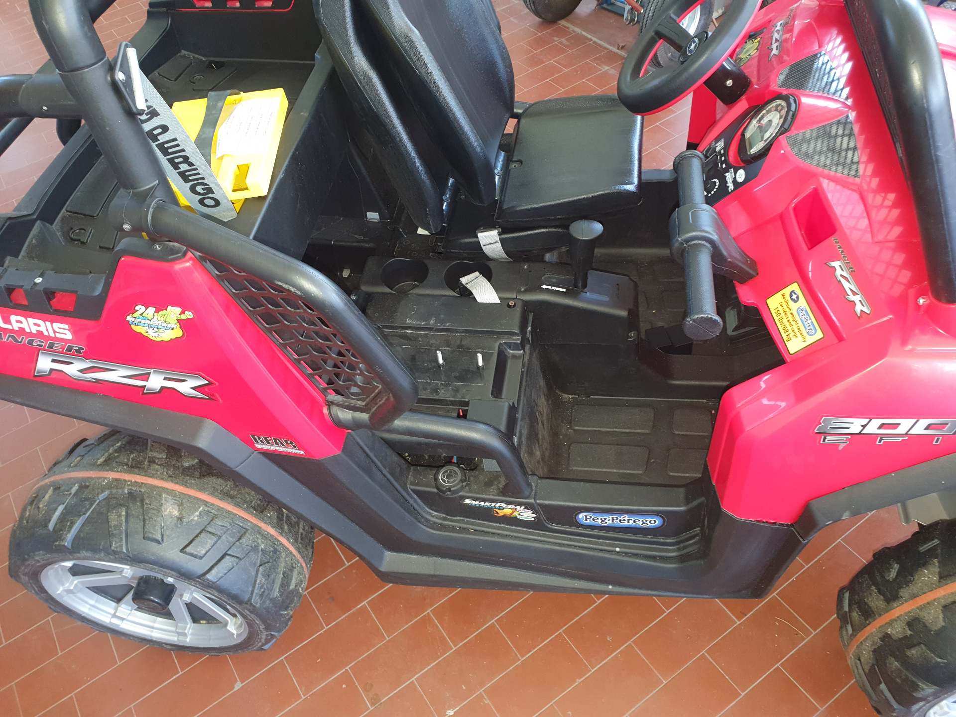 Rialzo sedile Peg Perego Polaris RZR batterie
