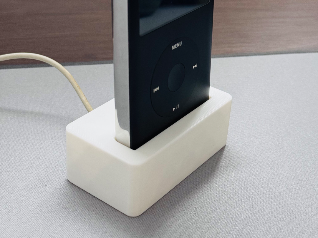 Dock for iPod Classic 6th Gen (Thick Backplate)