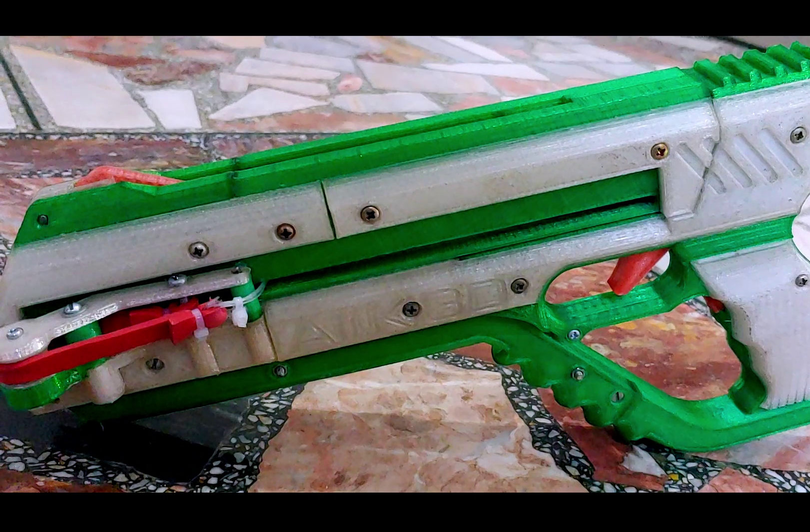 UPGRADING 3D PRINTED SLINGSHOT GUN V2