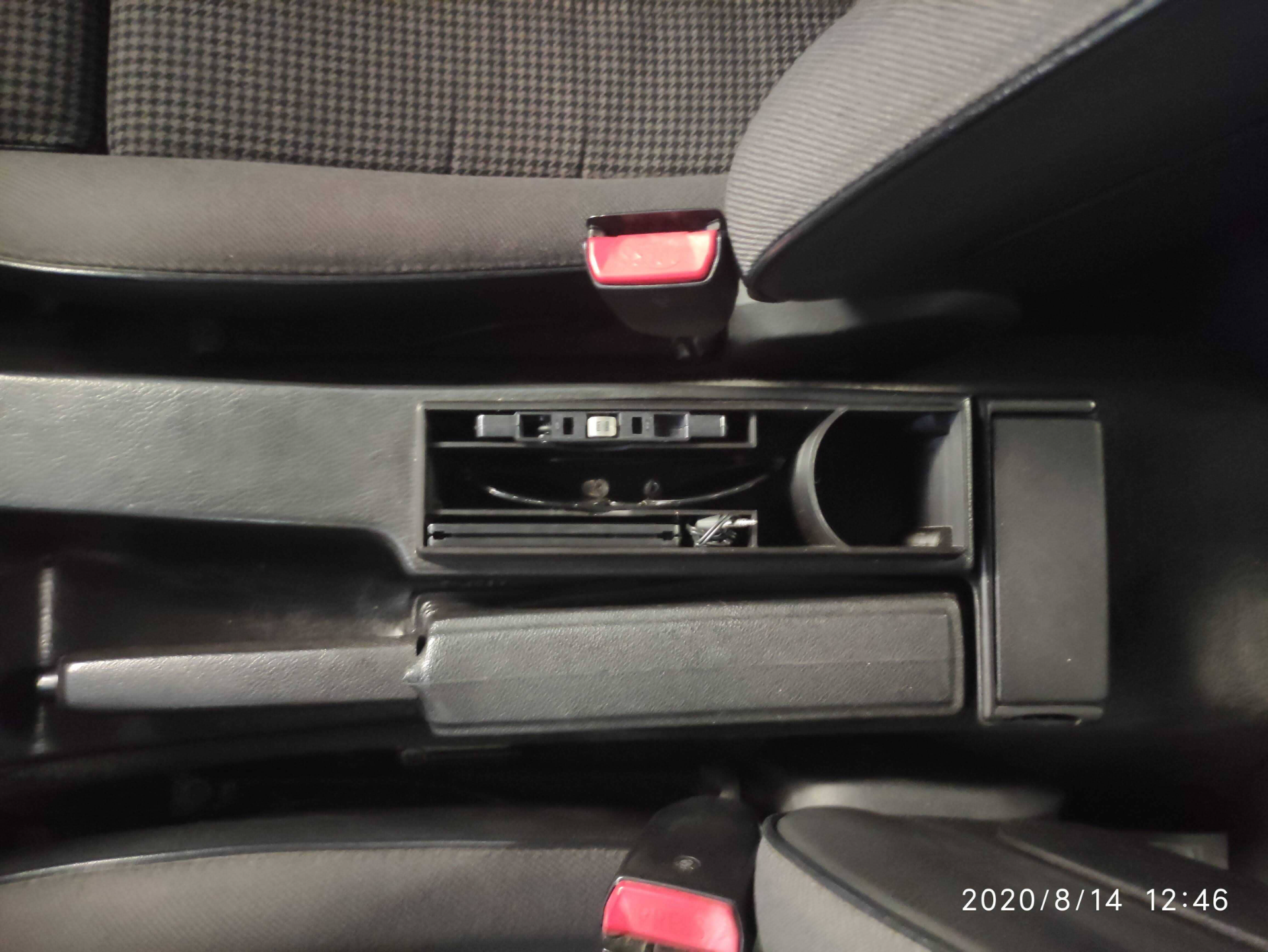 BMW E30 Center console with 2 cassette holders