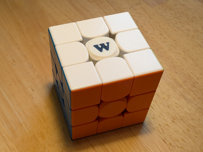 Rubik's Speed Cube - Center piece replacement