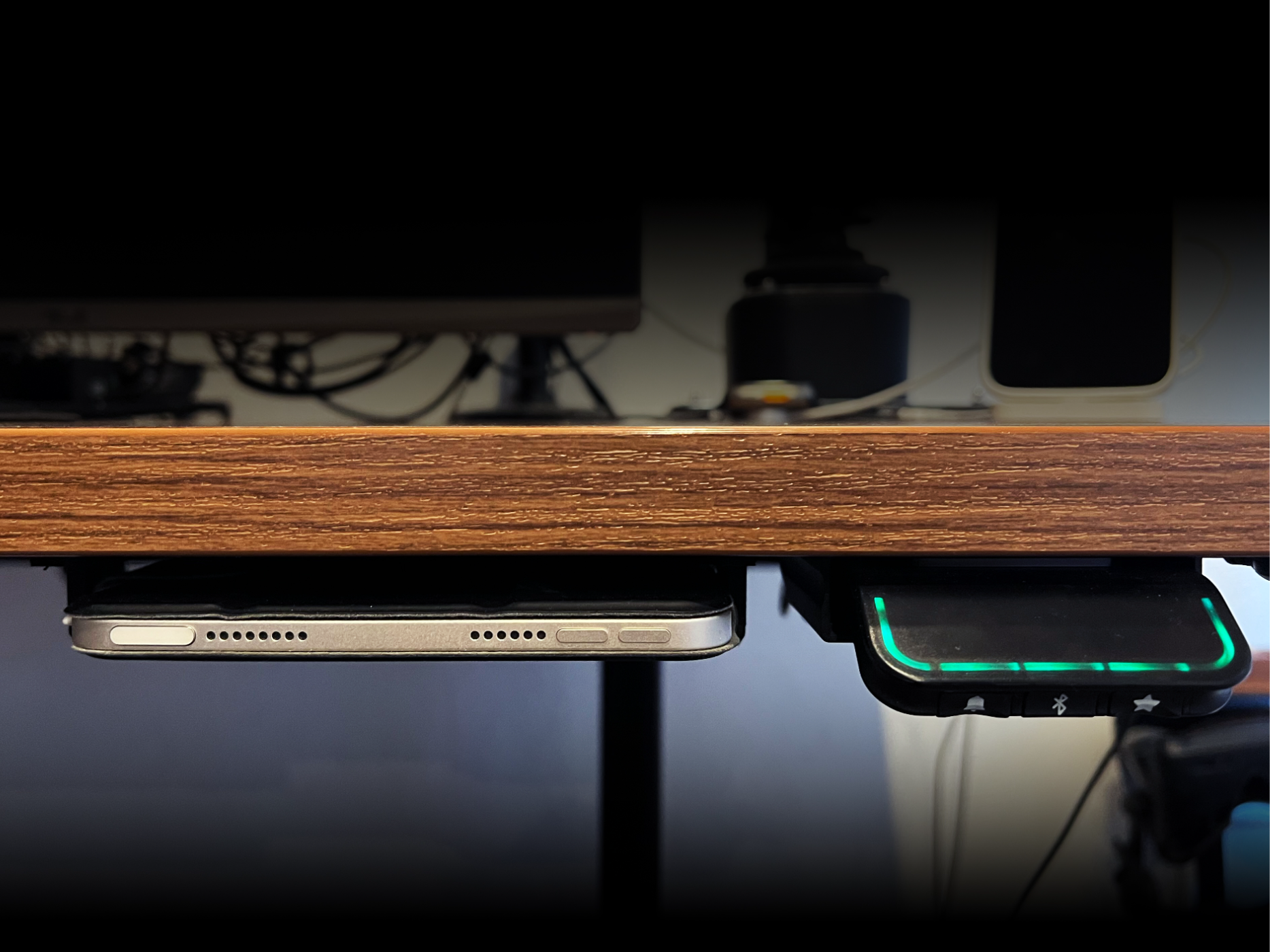iPad mini 6th Genereation desk mount