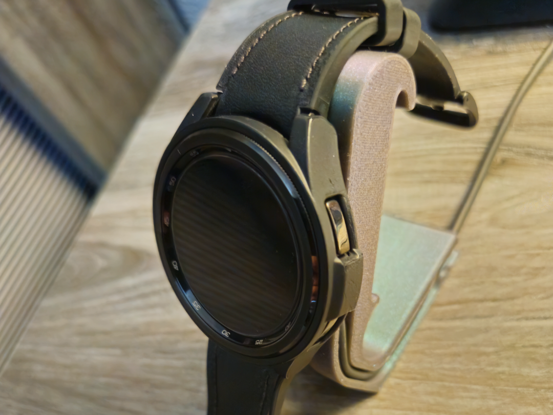 Samsung Watch 5 and 6 Charging Stand