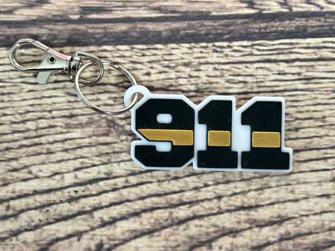 911 Dispatcher thin gold line keychain
