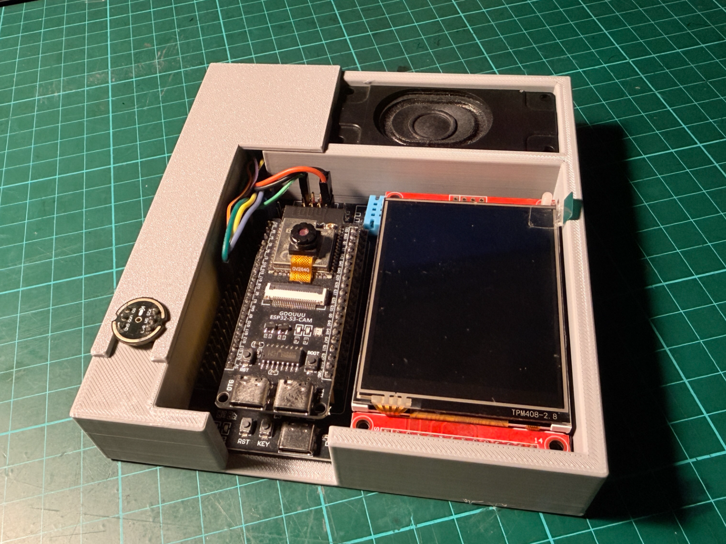 ESP3-S3 (CAM) + 擴展版 + 3w 70*30mm喇叭 收納盒