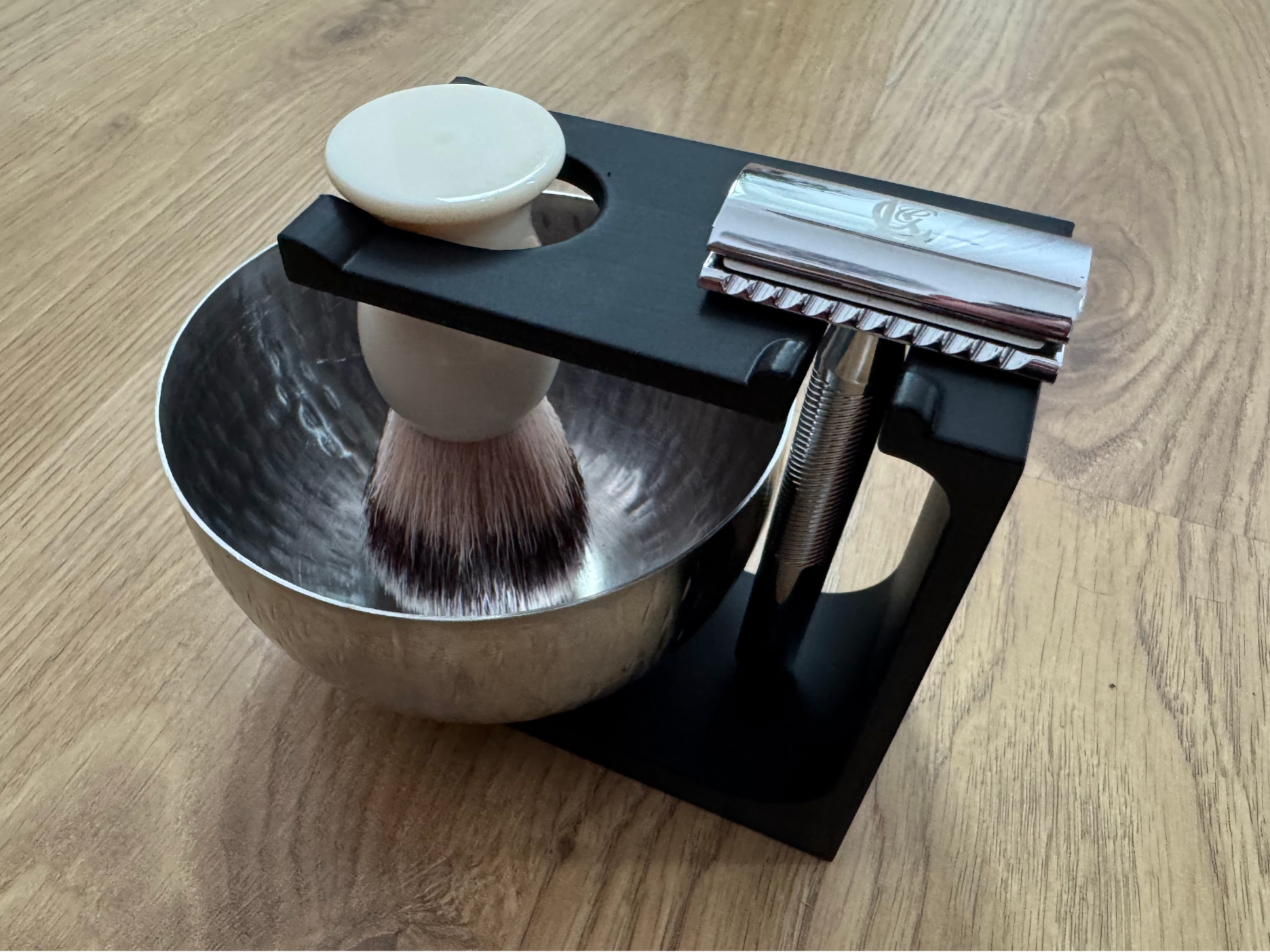 Safety Razor, Brush and Bowl Stand - A1 Mini