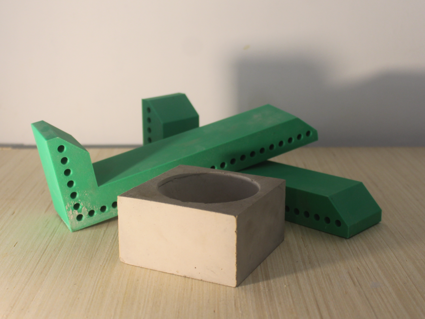 Casting tool