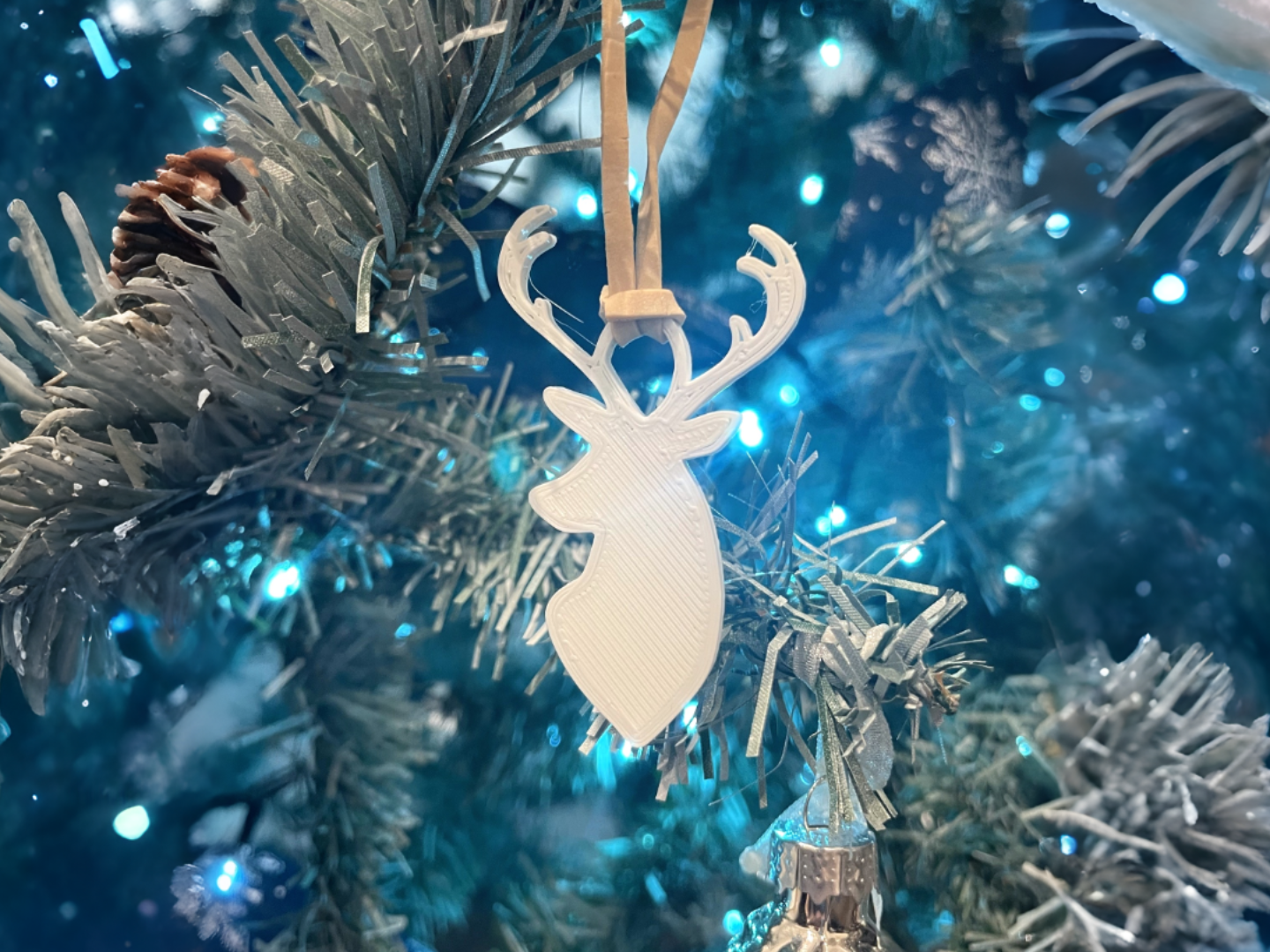 Christmas deer bauble