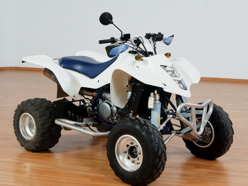SUZUKI LTZ 400