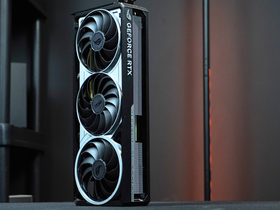 Asus Astral 5090 GPU Shroud