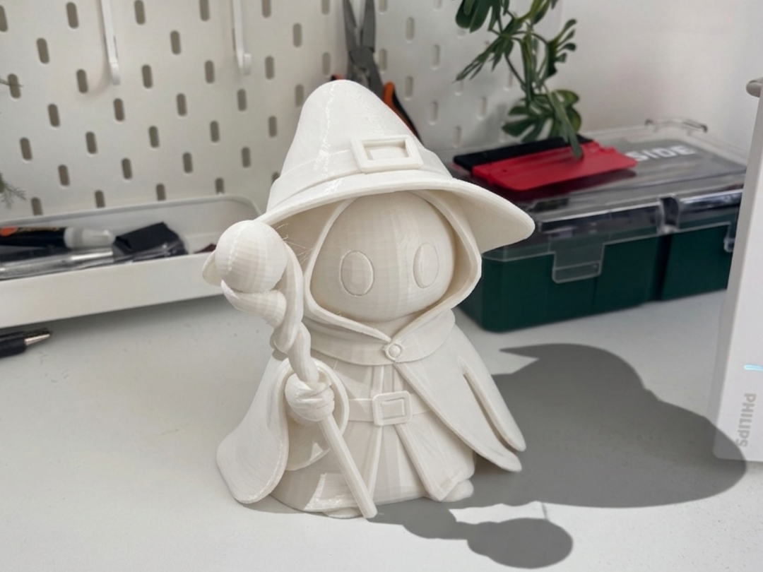 Little Mage Apprentice | Magical Wizard Figurine