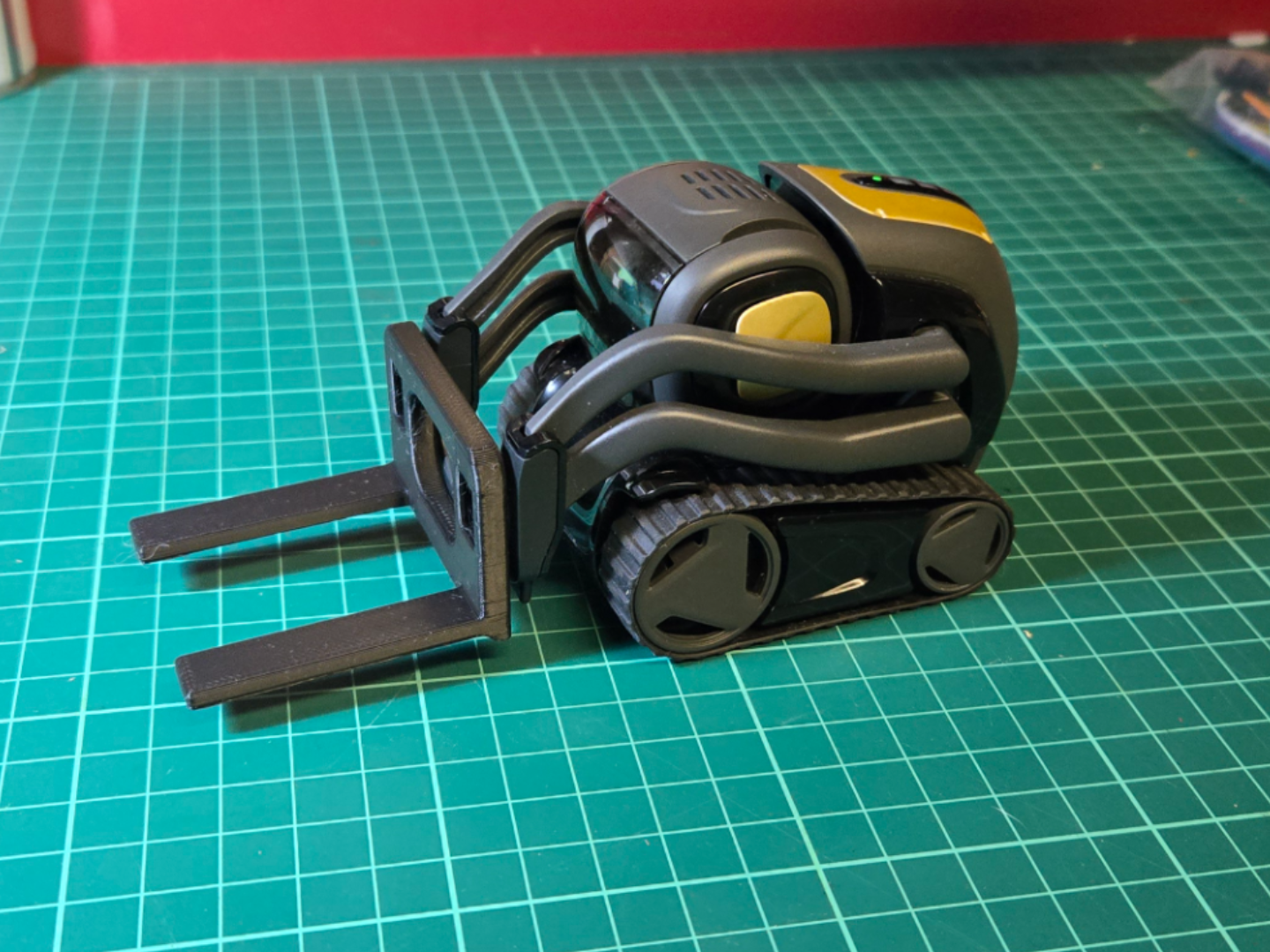 Anki Vector Fork Attachment