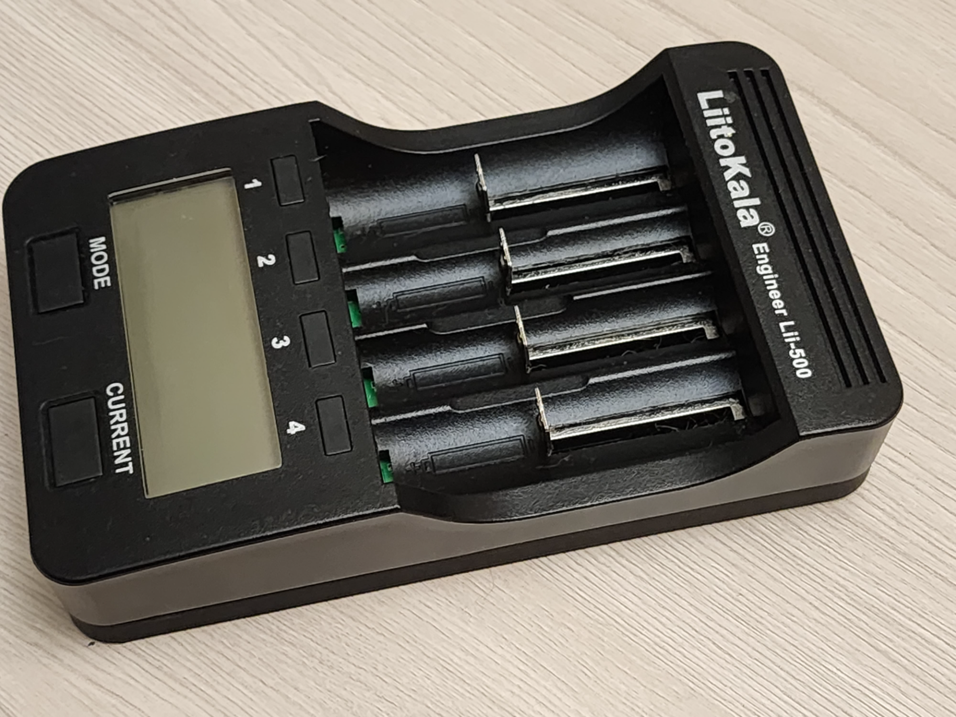 LiitoKala Lii-500 charger bottom cover