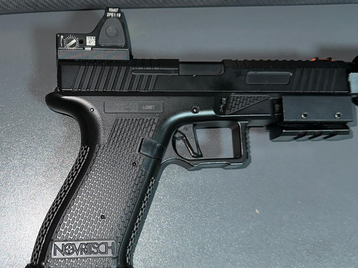 SSE 18 Reddot Trijicon